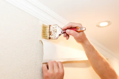 Pose de papier peint à Manhoué — revêtements muraux et toiles de verre